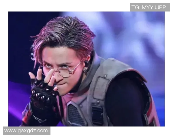 薛之谦公开表示最喜欢的足球明星是谁及背后的故事揭秘