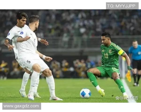 足球大师新星崛起开启赛季首战 聚焦顶尖球员风采与激情对决